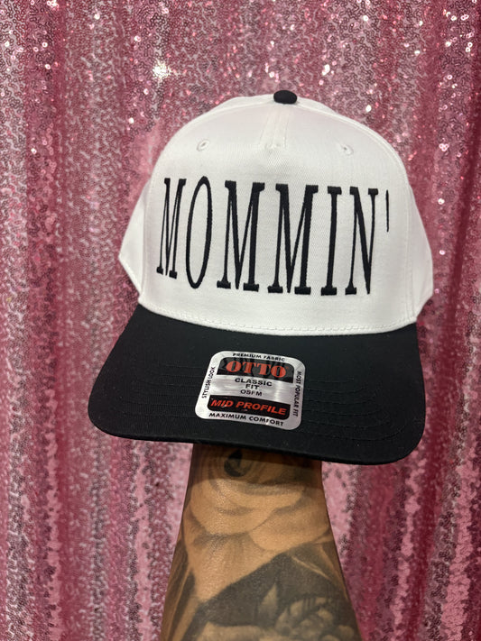MOMMIN’  Embroidered Cap